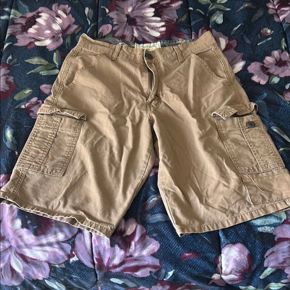 Classic Tan Cargo Shorts for Men